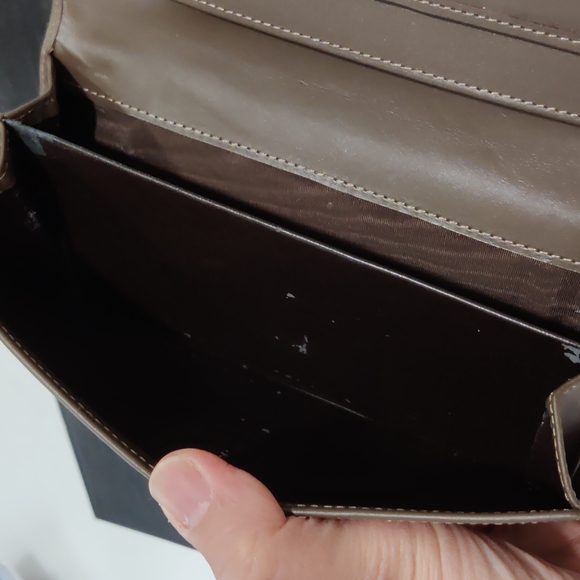 Vintage Gucci Long Wallet - Picture 4 of 11